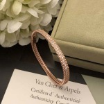 2025年4月4日入荷新品van cleef & arpels腕輪/ブレスレットギフト/誕生日/記念品/アクセサリーxin工場