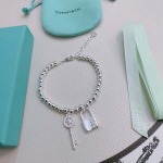 2025年4月4日入荷新品Tiffanyブレスレットギフト/誕生日/記念品/アクセサリーxin工場