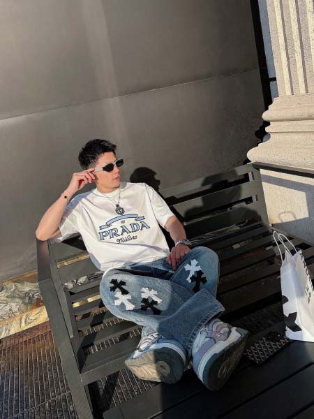 2025年4月6日入荷新作Prada半袖 Tシャツ高級品/L...