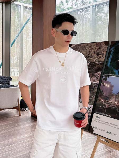 2025年4月6日入荷新作Louis Vuitton半袖 T...