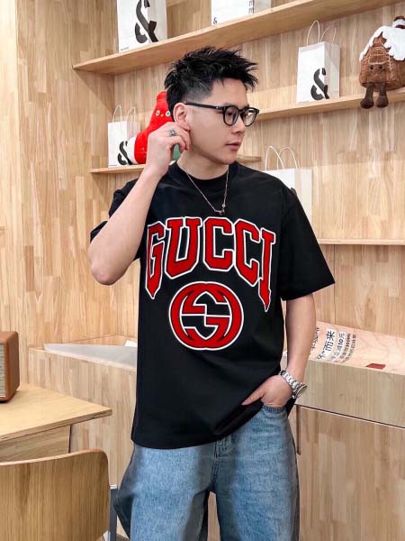 2025年4月6日入荷新作Gucci半袖 Tシャツ高級品/L...