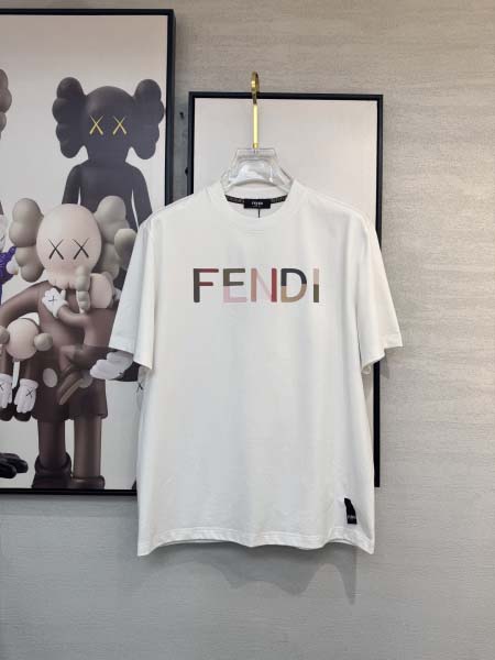 2025年4月6日入荷新作Fendi半袖 Tシャツ高級品/L...