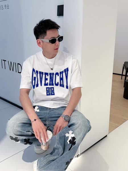 2025年4月6日入荷新作Givenchy半袖 Tシャツ高級...