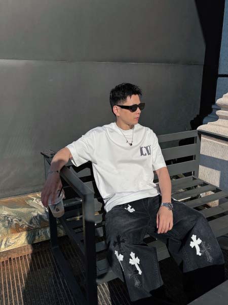 2025年4月6日入荷新作Louis Vuitton半袖 T...