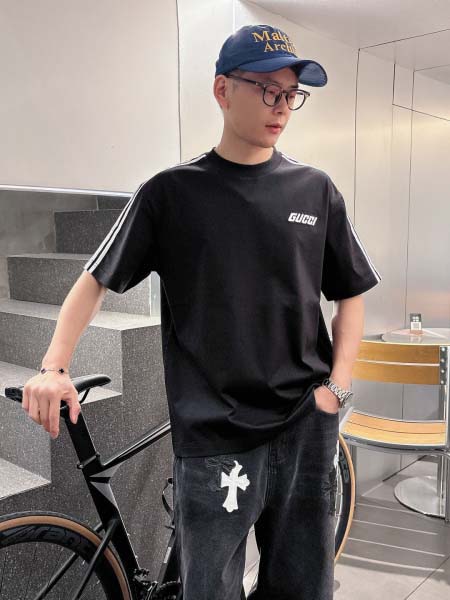 2025年4月6日入荷新作Gucci半袖 Tシャツ高級品/L...