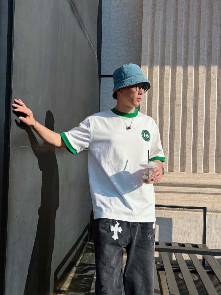 2025年4月6日入荷新作Gucci半袖 Tシャツ高級品/L...