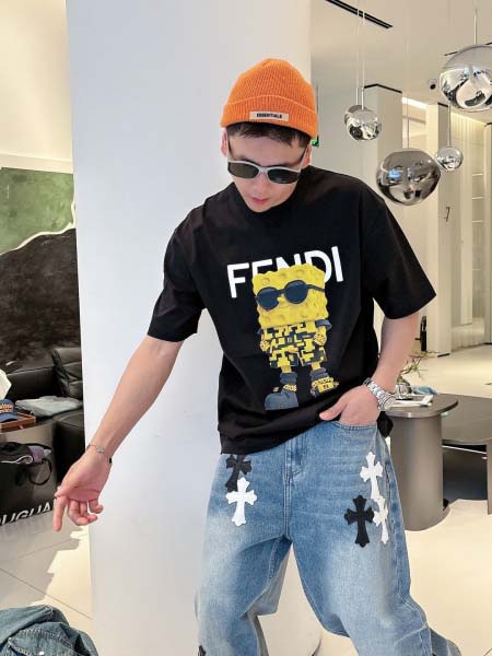 2025年4月6日入荷新作Fendi半袖 Tシャツ高級品/L...