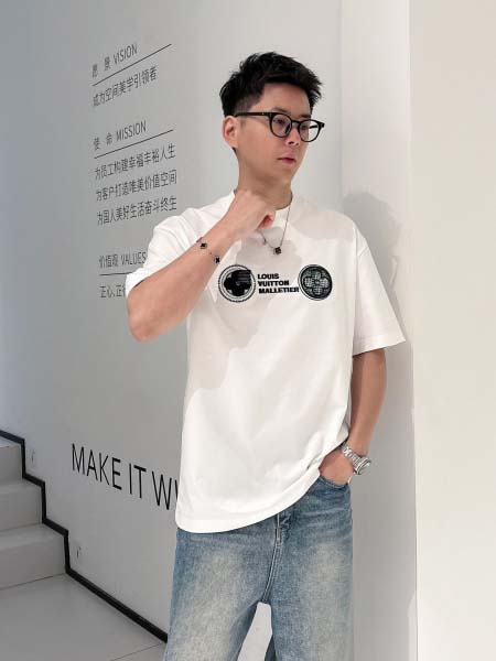 2025年4月6日入荷新作Louis Vuitton半袖 Tシャツ高級品/LD工場