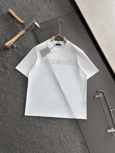 2025年4月6日入荷新作BALENCIAGA半袖 Tシャツ...