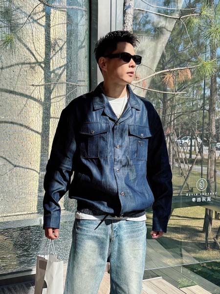 2025年4月8日入荷新作Pradaジャケット高級品/LD工...