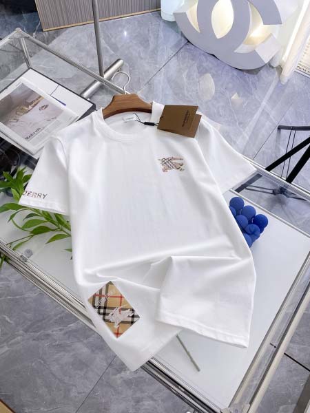 2025年4月8日入荷新作BURBERRY半袖 Tシャツ高級...