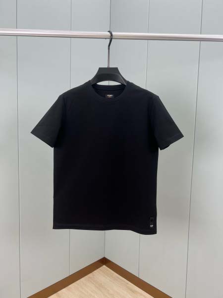 2025年4月8日入荷新作Fendi半袖 Tシャツ高級品/M...