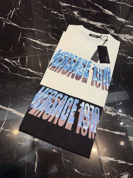 2025年4月8日入荷新作Versace半袖 Tシャツ高級品...