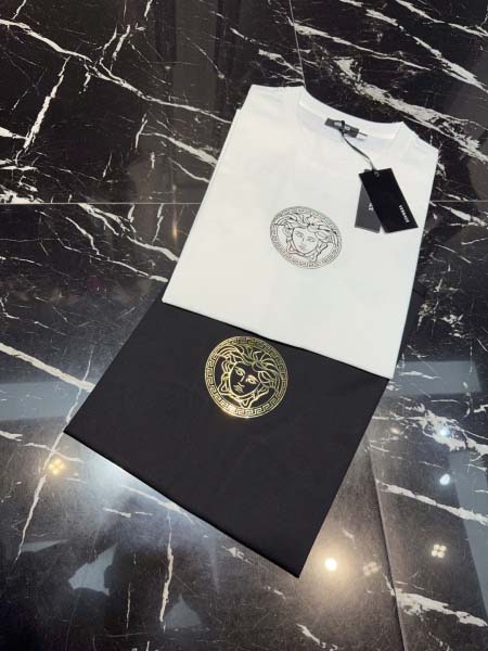 2025年4月8日入荷新作Versace半袖 Tシャツ高級品...