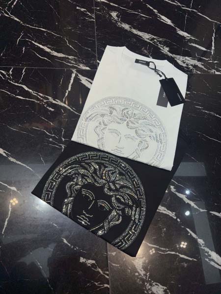 2025年4月8日入荷新作Versace半袖 Tシャツ高級品...