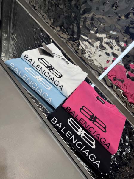 2025年4月8日入荷新作Balenciaga半袖 Tシャツ...