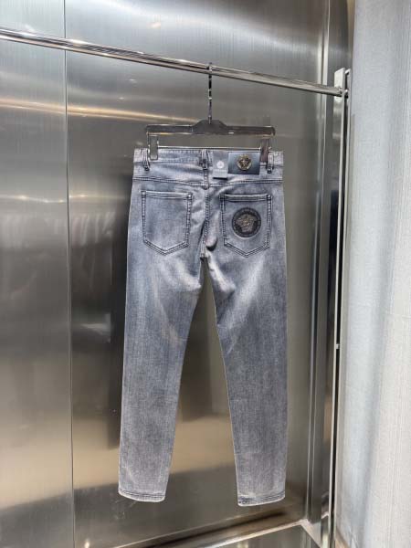 2025年4月9日入荷新作Versace春夏ジーパン高級品/...