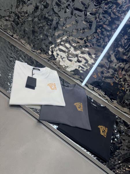 2025年4月9日入荷新作Versace半袖 Tシャツ高級品...