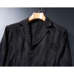 2025年4月9日入荷新作VALENTINO夏服 上下セット メンズ誕生日プレゼントは高級感/yich工場