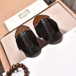 2025年4月10日入荷新品GUCCIおすすめ人気メンズ靴本革製ギフト/誕生日/TL工場