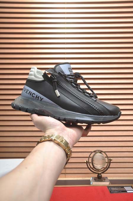 2025年4月10日入荷新品GIVENCHYおすすめ人気メン...