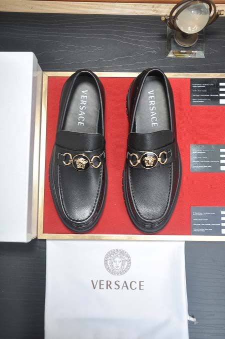 2025年4月10日入荷新品Versaceおすすめ人気メンズ...