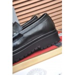 2025年4月10日入荷新品Versaceおすすめ人気メンズ靴本革製ギフト/誕生日/TL工場