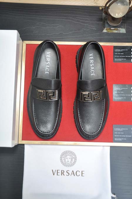 2025年4月10日入荷新品Versaceおすすめ人気メンズ...