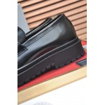 2025年4月10日入荷新品Versaceおすすめ人気メンズ靴本革製ギフト/誕生日/TL工場