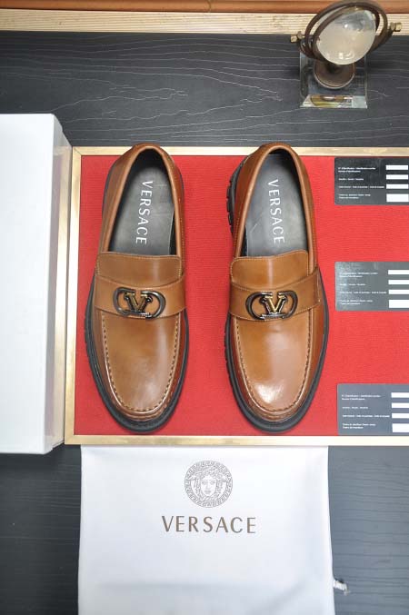 2025年4月10日入荷新品Versaceおすすめ人気メンズ...