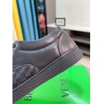 2025年4月10日入荷新品BOTTEGA VENENTA カジュアルシューズ/スニーカー｜メンズ革靴本革製ギフト/誕生日/TL工場