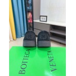 2025年4月10日入荷新品BOTTEGA VENENTA カジュアルシューズ/スニーカー｜メンズ革靴本革製ギフト/誕生日/TL工場