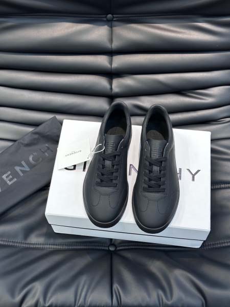 2025年4月10日入荷新品GIVENCHYカジュアルシュー...