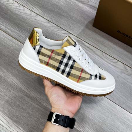 2025年4月10日入荷新品burberryカジュアルシュー...