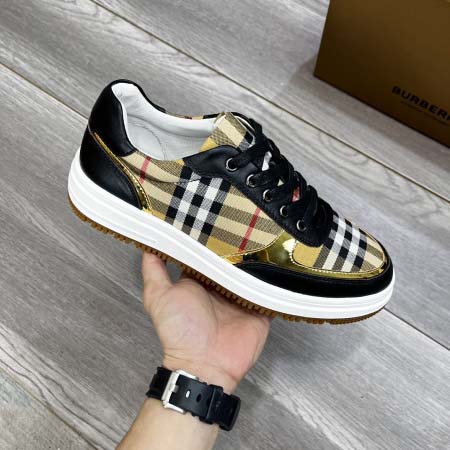 2025年4月10日入荷新品burberryカジュアルシュー...