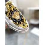 2025年4月10日入荷新品Versaceカジュアルシューズ/スニーカー｜メンズ革靴本革製ギフト/誕生日/TL工場