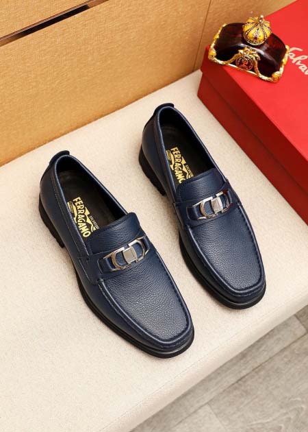2025年4月10日入荷新品Ferragamoカジュアルシュ...