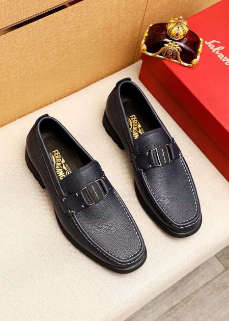 2025年4月10日入荷新品Ferragamoカジュアルシュ...