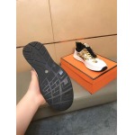 2025年4月10日入荷新品Versaceカジュアルシューズ/スニーカー｜メンズ革靴本革製ギフト/誕生日/TL工場