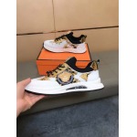 2025年4月10日入荷新品Versaceカジュアルシューズ/スニーカー｜メンズ革靴本革製ギフト/誕生日/TL工場