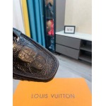 2025年4月11日入荷新品Louis Vuittonカジュアルシューズ/スニーカー｜メンズ革靴本革製ギフト/誕生日/TL工場