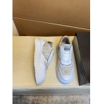 2025年4月11日入荷新品Versaceカジュアルシューズ/スニーカー｜メンズ革靴本革製ギフト/誕生日/TL工場