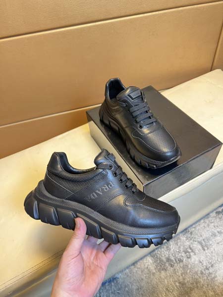 2025年4月11日入荷新品Pradaカジュアルシューズ/ス...