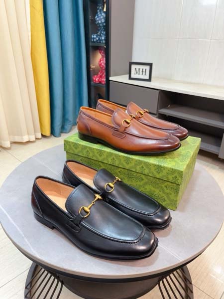 2025年4月11日入荷新品GUCCIカジュアルシューズ/ス...