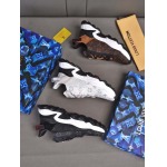 2025年4月11日入荷新品LOUIS VUITTONカジュアルシューズ/スニーカー｜メンズ革靴本革製ギフト/誕生日/TL工場