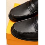 2025年4月11日入荷新品Louis Vuittonカジュアルシューズ/スニーカー｜メンズ革靴本革製ギフト/誕生日/TL工場