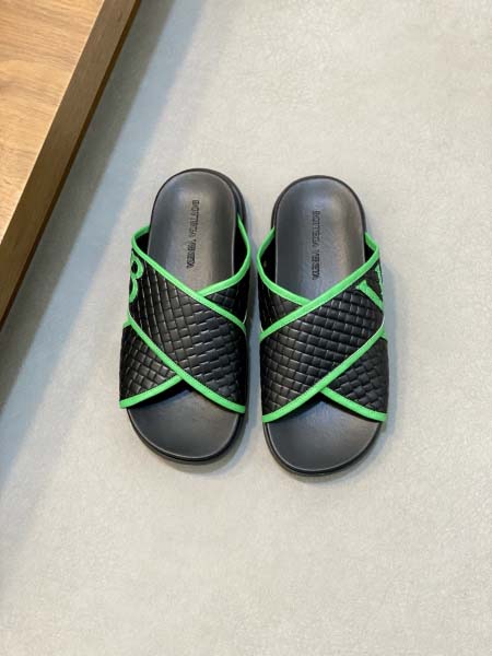 2025年4月11日入荷新品Botteg Venettaスリ...