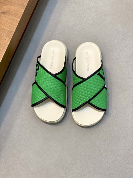 2025年4月11日入荷新品Botteg Venettaスリ...