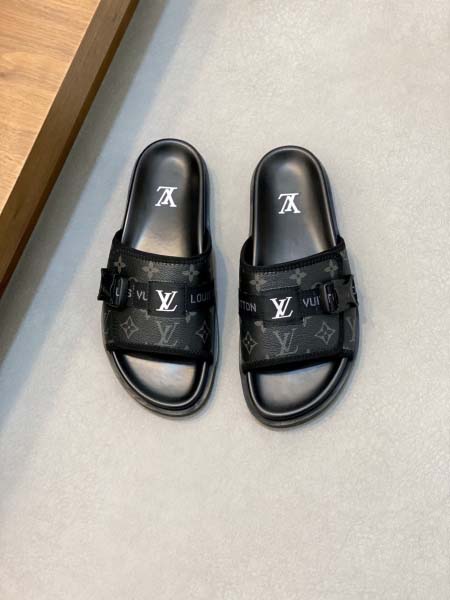 2025年4月11日入荷新品Louis Vuittonスリッ...