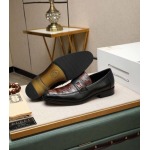 2025年4月11日入荷新品GUCCIカジュアルシューズ/スニーカー｜メンズ革靴本革製ギフト/誕生日/TL工場